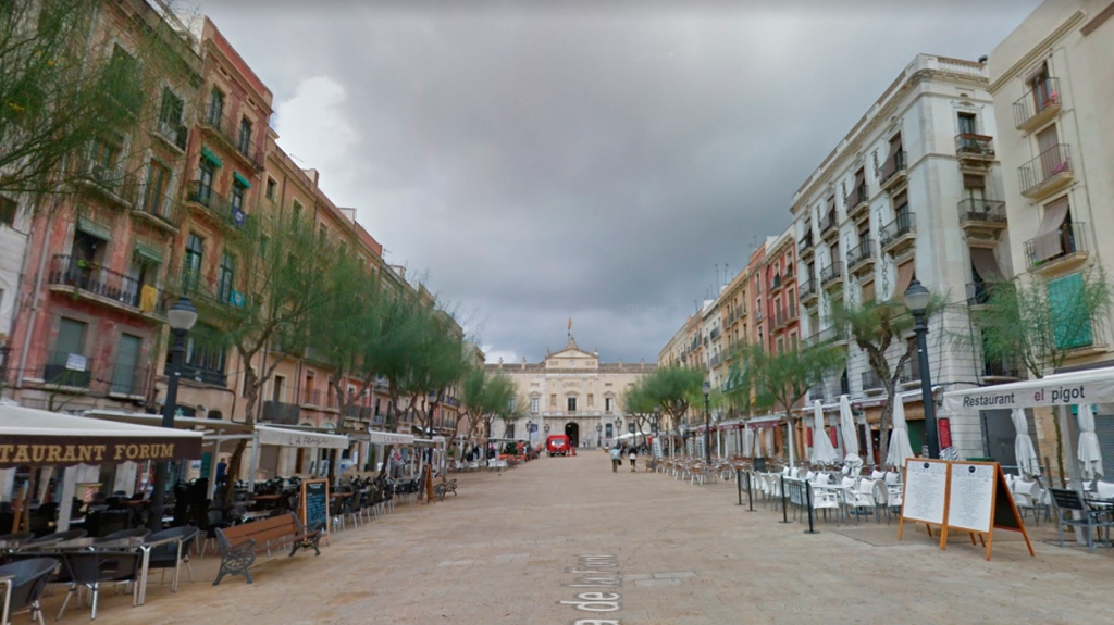 Gimnàstic - Plaza de la Font, Tarragona / GOOGLE STREET VIEW